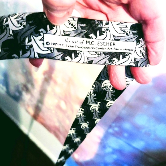 BOXELDER CO. GEOMETRIC PRINT 100% SILK MEN'S TIE - Picture 5 of 6